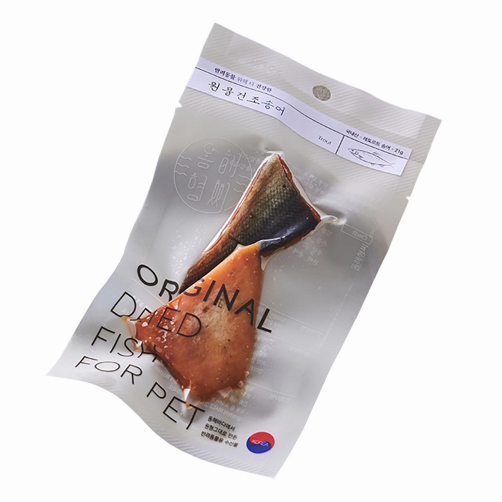 7 FOR $49.90: Eastsea Brother Trout Grain-Free Half-Dried Treats For Cats & Dogs 21g