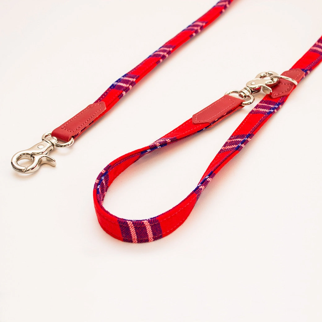 Hiro Wolf Classic leash: Shuka Red Check