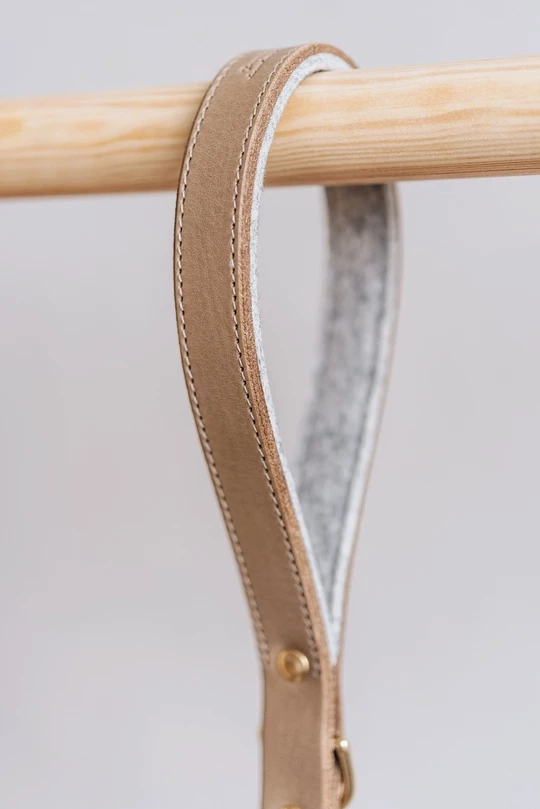 Hitch, Short Leather Dog Leash
