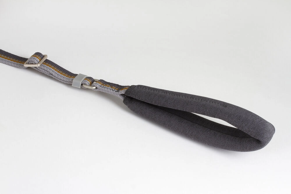 Hurtta Dog Leash: Adjustable Eco, Blackberry
