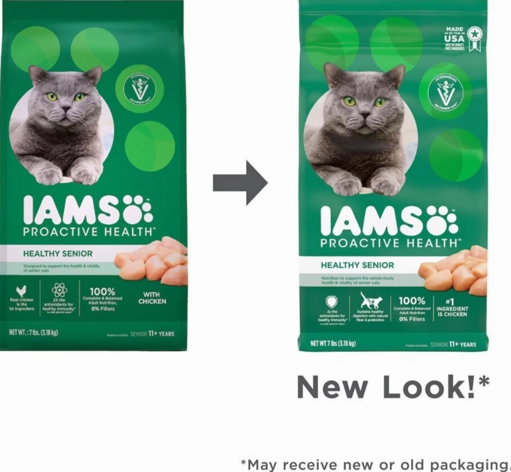 Iams ProActive Health Lively Senior 11  Chicken Recipe Dry Cat Food
