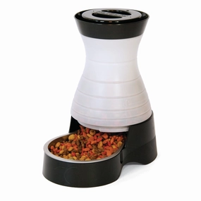 PetSafe Healthy Pet Food Station cat beds cat scratching post cat shampoo cat tunnel cat brush