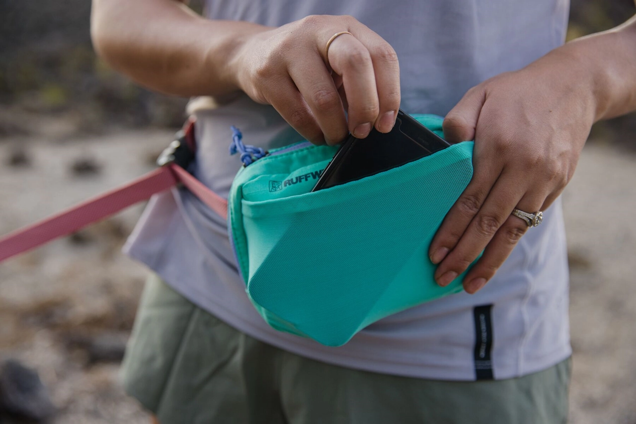 Ruffwear Pickup Bag Dispenser, Stash Bag Plus
