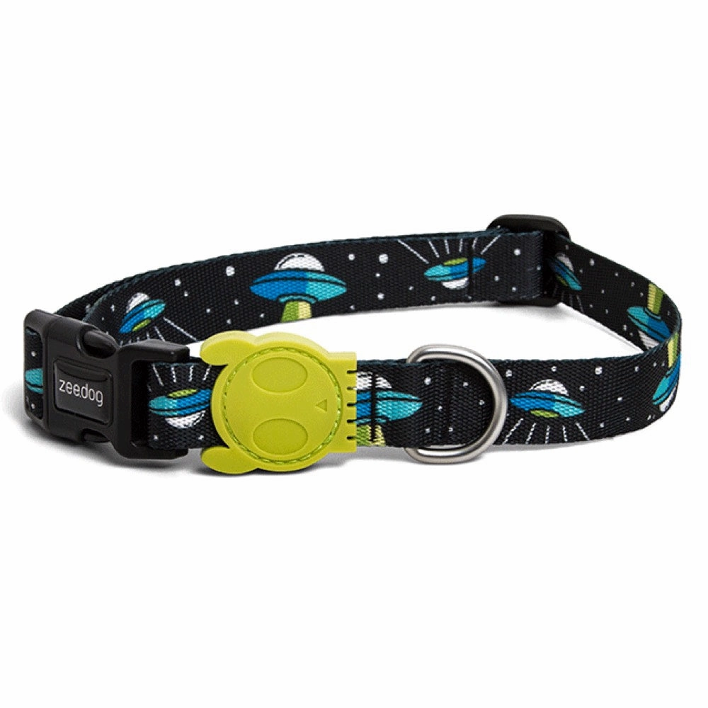 Zee.Dog Area 51 Dog Collar puppy food dog jerky treats dog dental treats dog chicken strips organic dog food